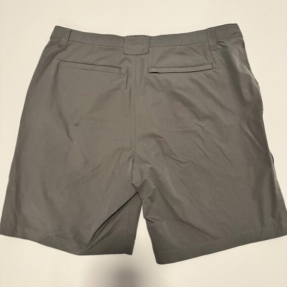 Orvis Men's Tech Shorts Gray Stretch Size 40 9" Inseam - Picture 2 of 7